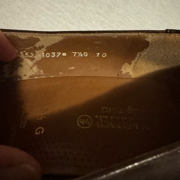 Chic Brown Women's Loafers - Picture 4 of 9